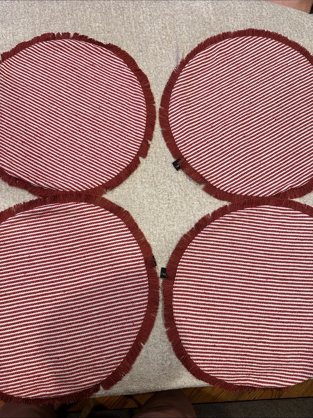 Tahari Red and White Striped Round Placemats with Fringe (4)
